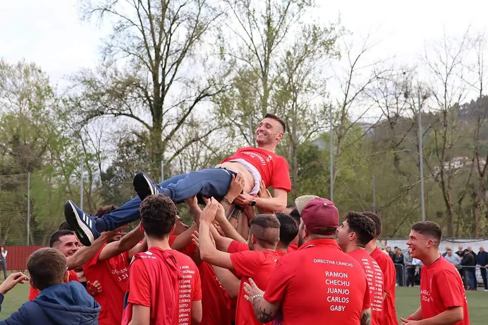 celebracion-ascenso-canicas-2024-10