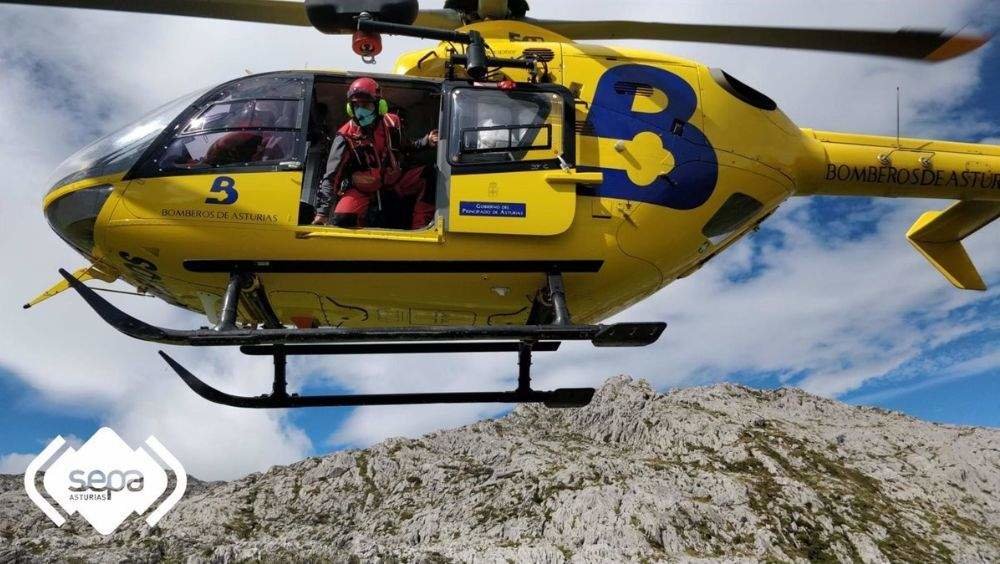 helicoptero-bomberos-asturias