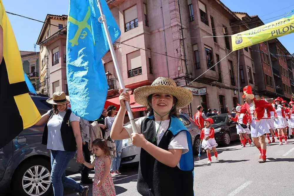 desfile-piraguas-infiesto-2024-06