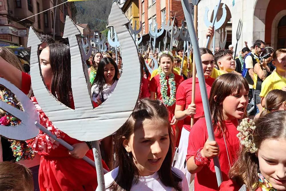 desfile-piraguas-infiesto-2024-21