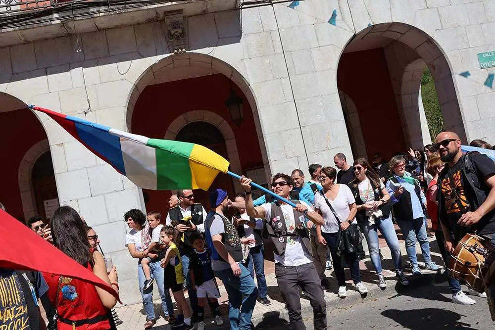 desfile-piraguas-infiesto-2024-39