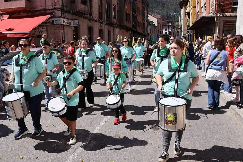 desfile-piraguas-infiesto-2024-44