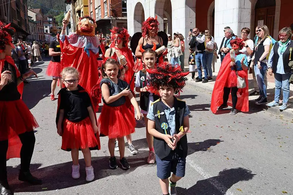 desfile-piraguas-infiesto-2024-51