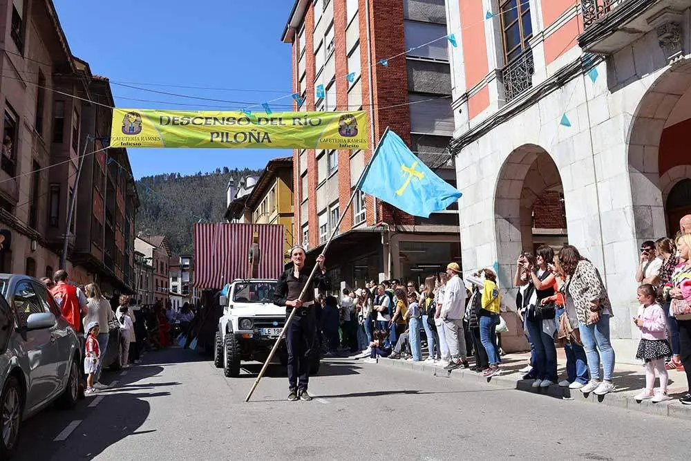 desfile-piraguas-infiesto-2024-56