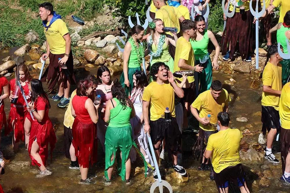 desfile-piraguas-infiesto-2024-60