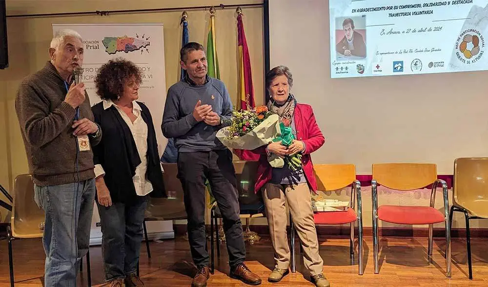 paloma-aroca-emburria-solidaria