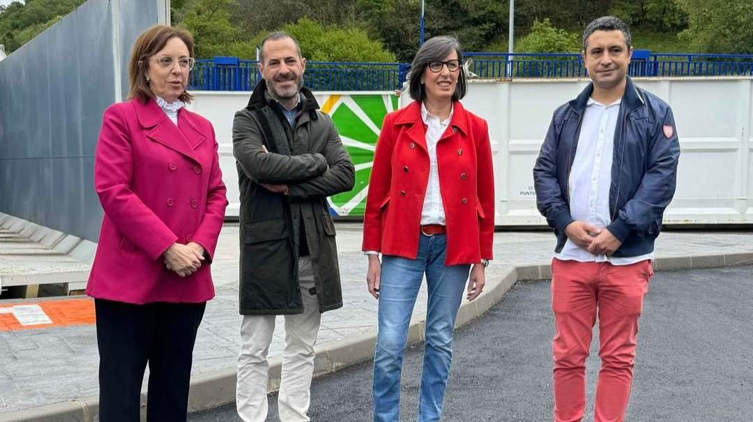 De izda a dcha, Paz Orvíz, Ángel García, Nieves Roqueñi y Javier Rodríguez