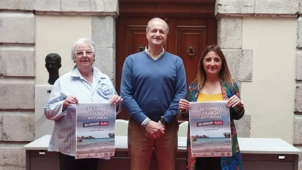 torneo-balonmano-playa-villa-llanes