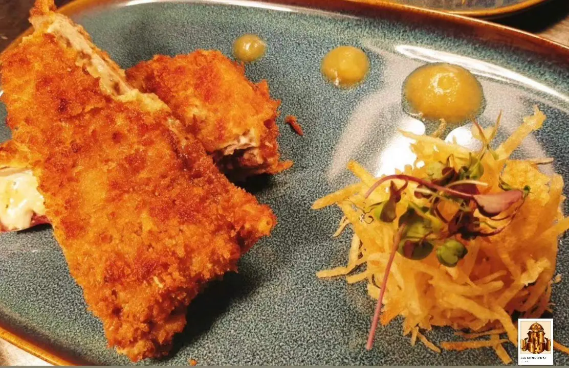 Premio del jurado profesional para &laquo;Cachop&iacute;n premium La Mundina&raquo; del Restaurante parrilla La Mundina, de Lugo de Llanera