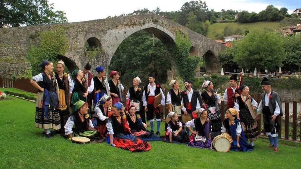 agrupacion-folclorica-picos-europa-cangas-onis