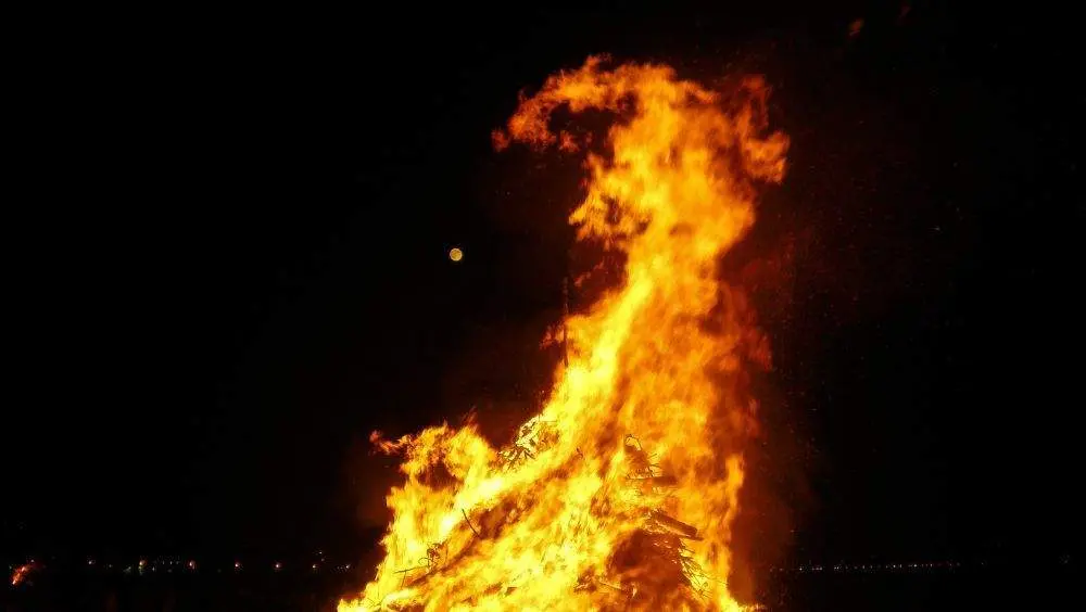 noche-san-juan-ribadesella