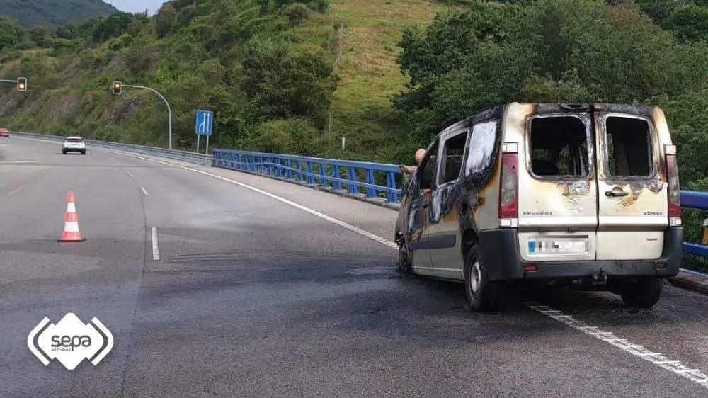 quema-furgoneta-siero