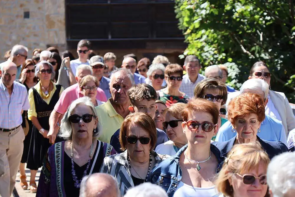 virgen-cueva-infiesto-2024-05