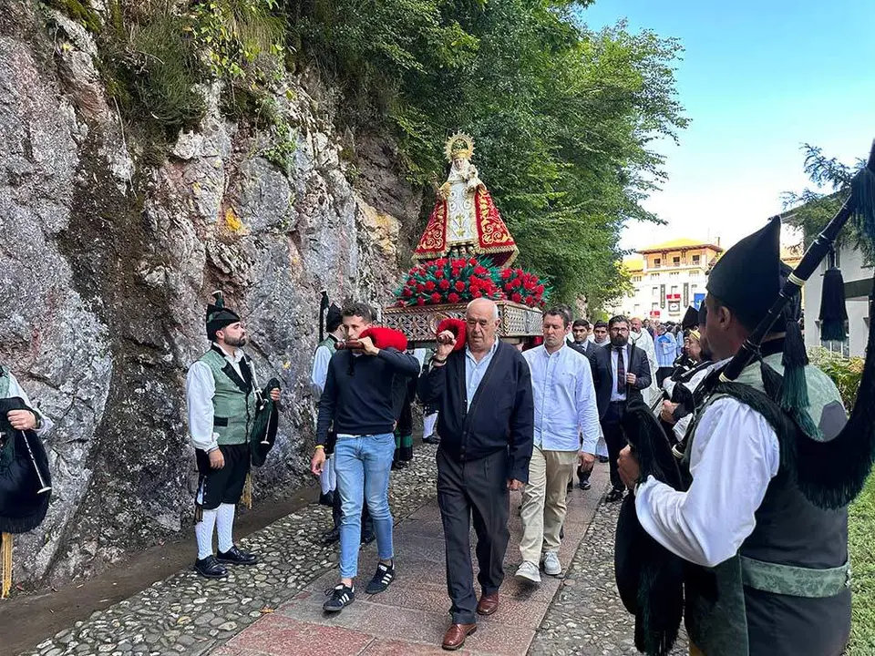 dia-asturias-covadonga-2024-061