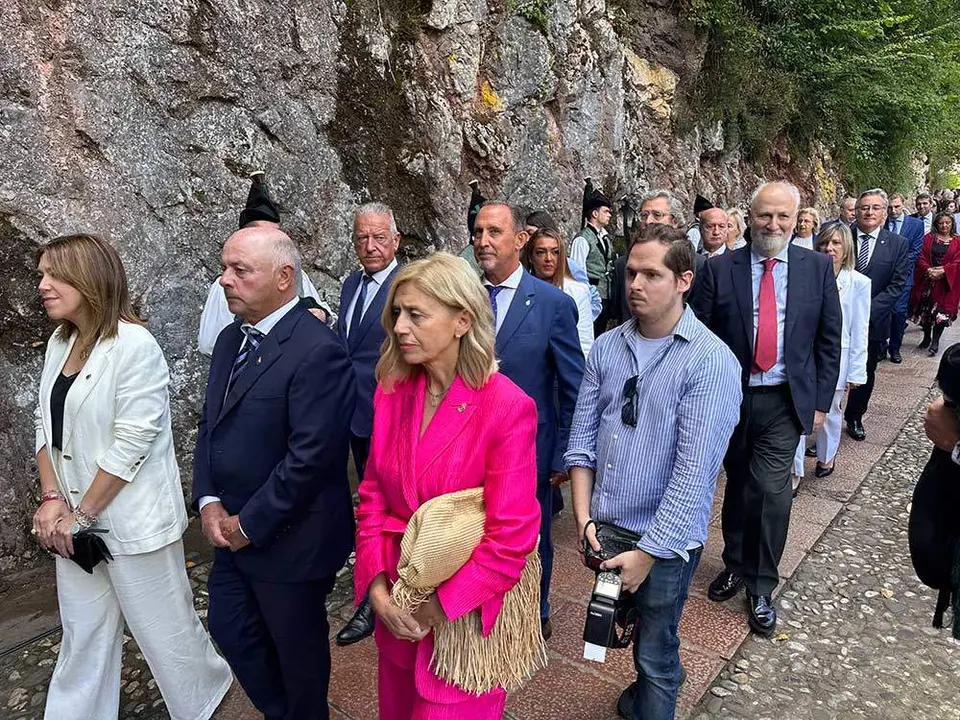 dia-asturias-covadonga-2024-075