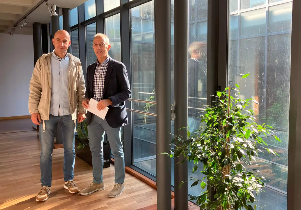 A la izda,Virginio Ram&iacute;rez, director del PDM junto a Jes&uacute;s Abad