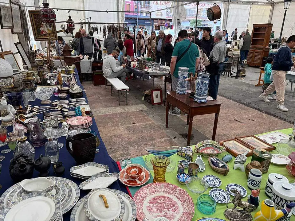 antiguedades-cangas-onis-octubre-2024-16