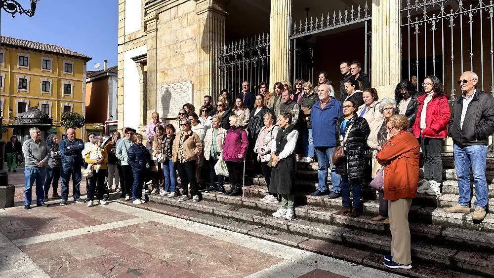 minuto-silencio-cangas-onis