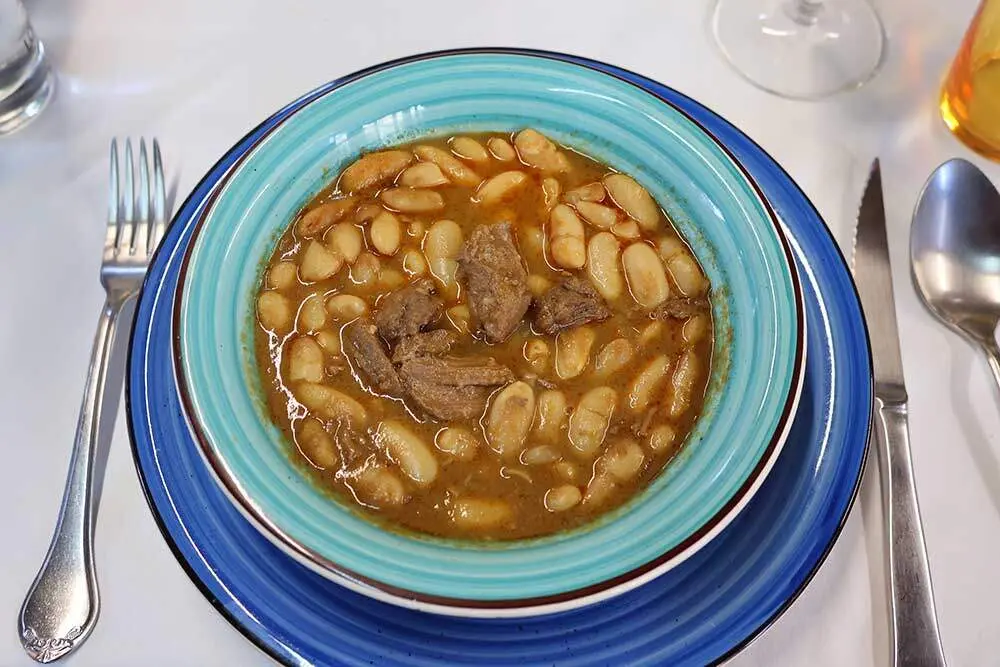 jornadas-caza-casona-mestas-ponga-02