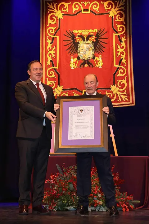 tuya-estrada-medalla-imperial-villaviciosa-015