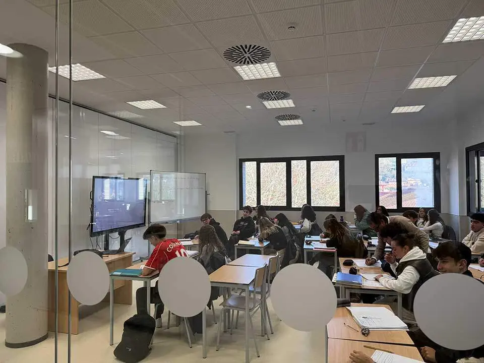 visita-ies-rey-pelayo-llamedo-06