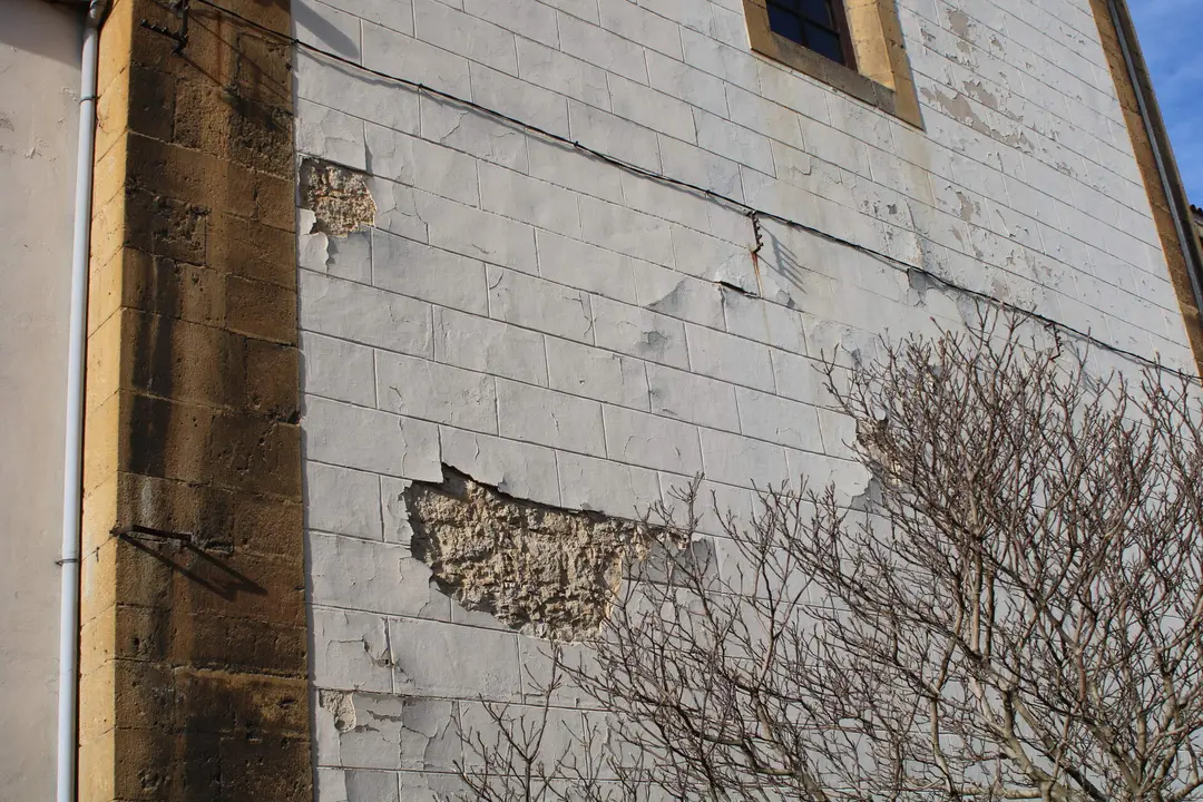 Imagen del estado de la fachada de la iglesia de San Pedro