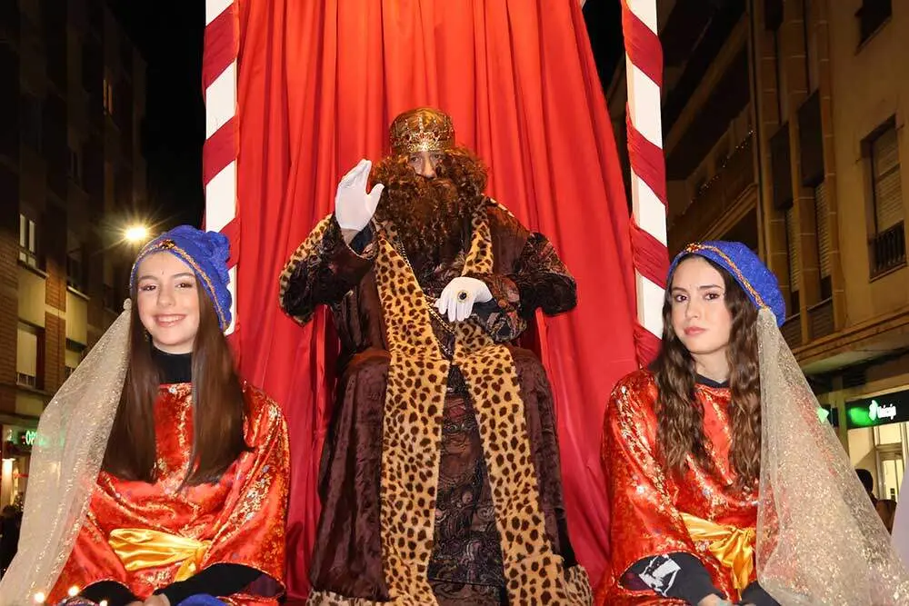 cabalgata-arriondas-2025-03