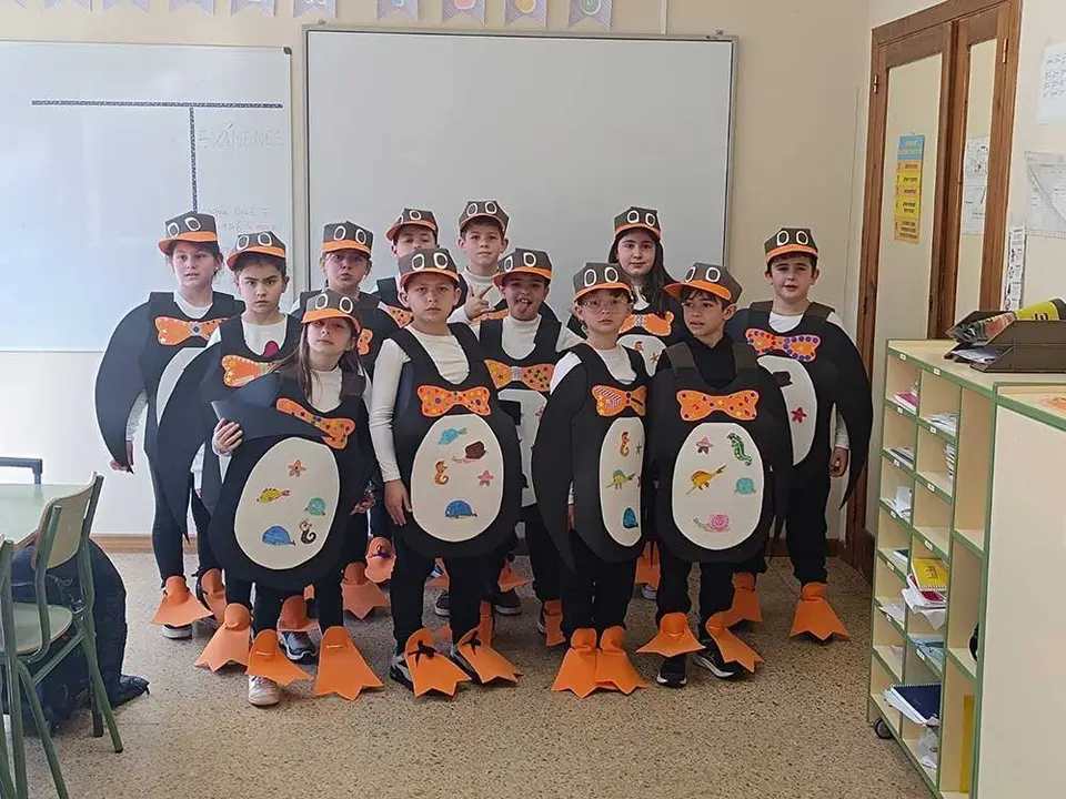 carnaval-escolinos-2025-08