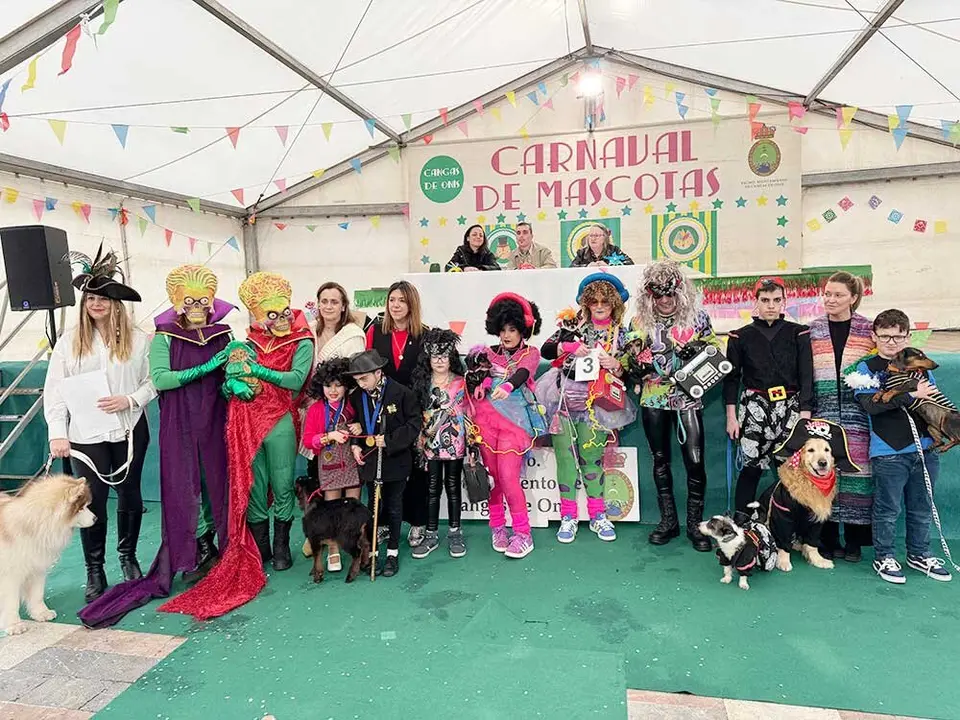 carnaval-mascotas-cangas-onis-2025-01
