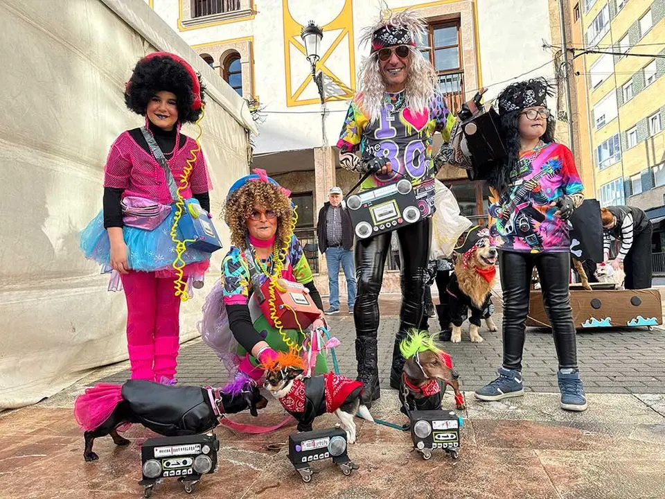 carnaval-mascotas-cangas-onis-2025-020