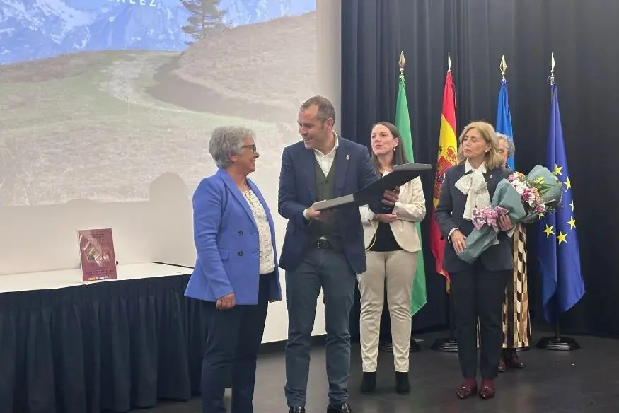 homenaje-mujeres-canguesas-8