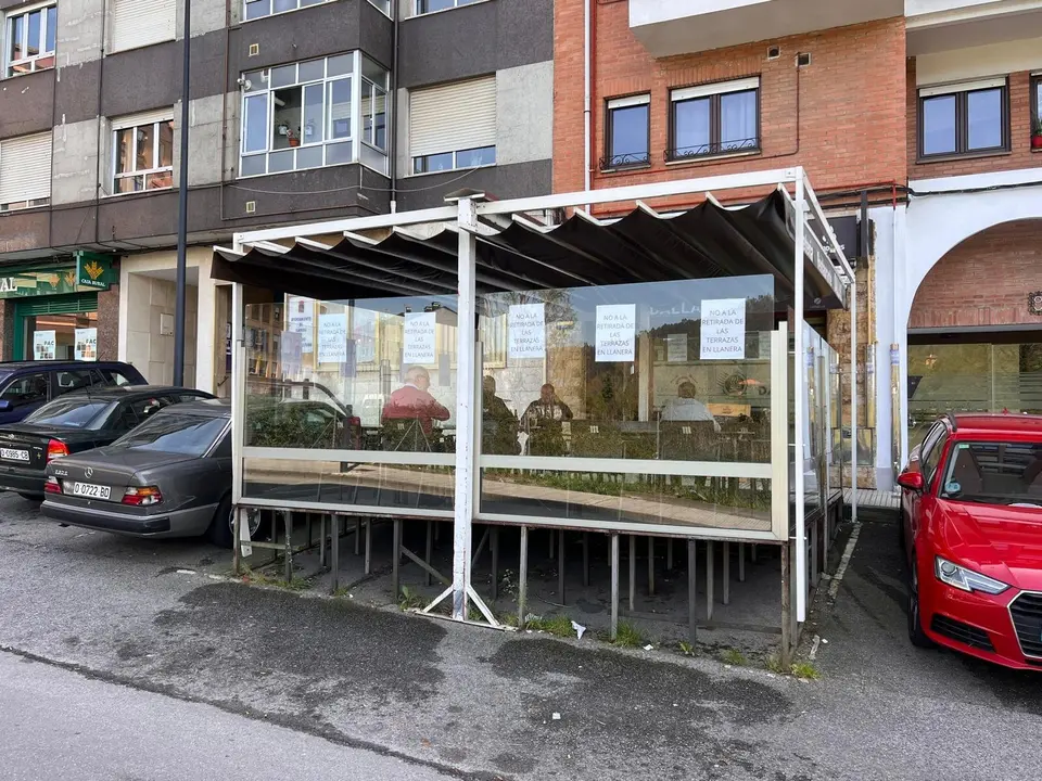 Una de las terrazas de Posada de Llanera