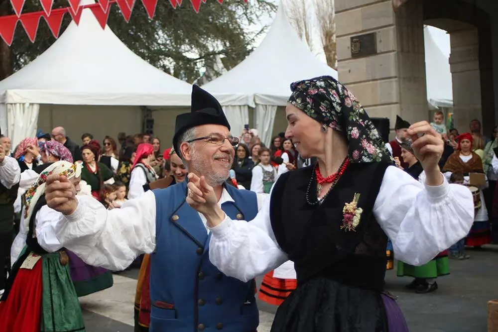 huevos-pintos-2025-06