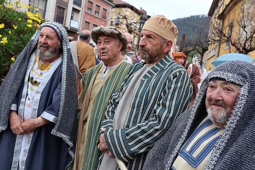 via-crucis-infiesto-2025-040