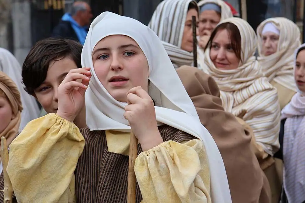 via-crucis-infiesto-2025-032