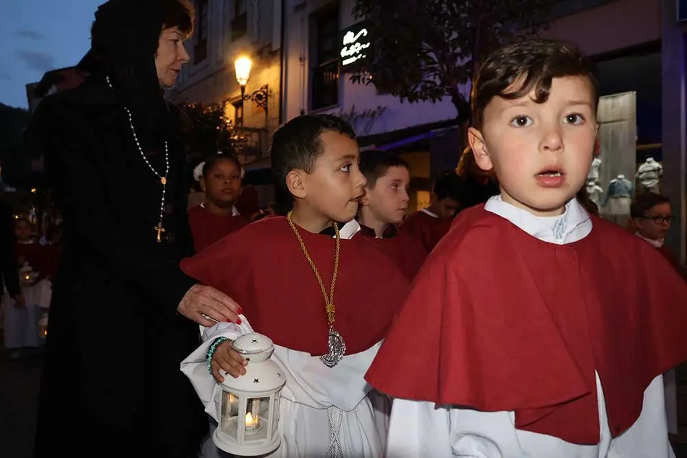 procesion-soledad-cangas-onis-2025-011