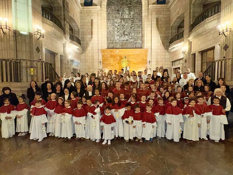 procesion-soledad-cangas-onis-2025-012