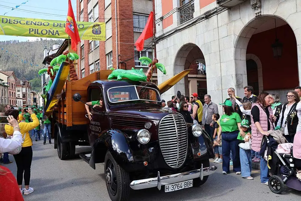 desfile-infiesto-descenso-pilona-024