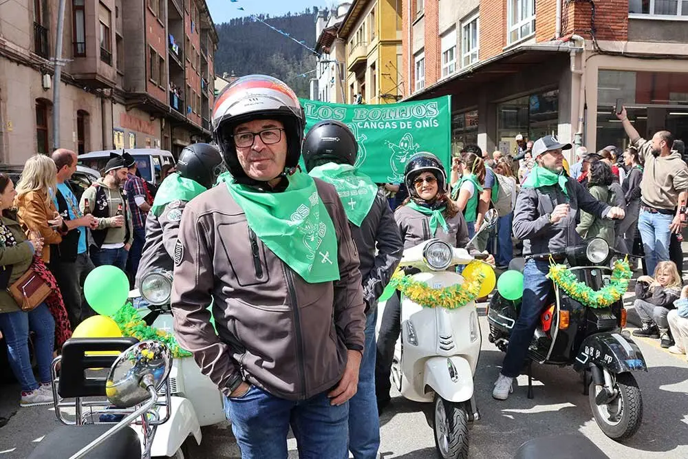 desfile-infiesto-descenso-pilona-034