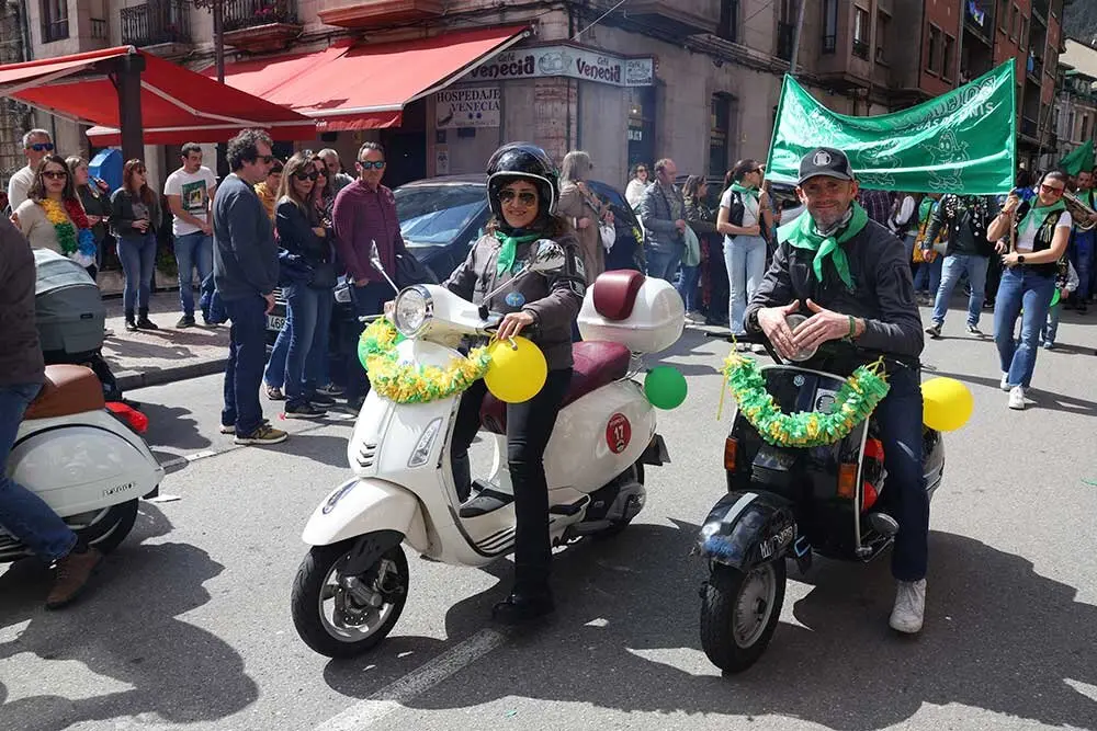 desfile-infiesto-descenso-pilona-035