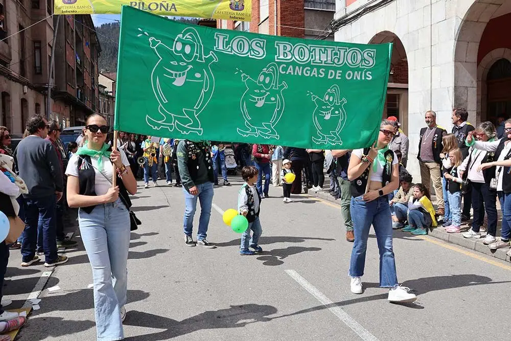 desfile-infiesto-descenso-pilona-036