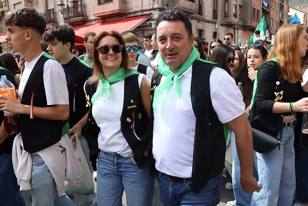 desfile-infiesto-descenso-pilona-037