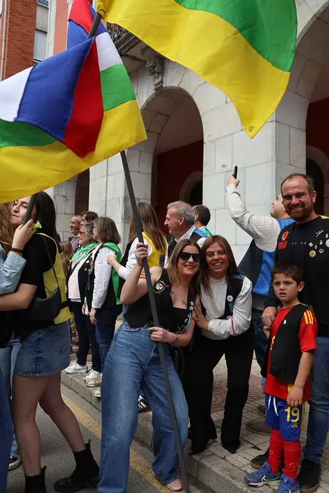 desfile-infiesto-descenso-pilona-050