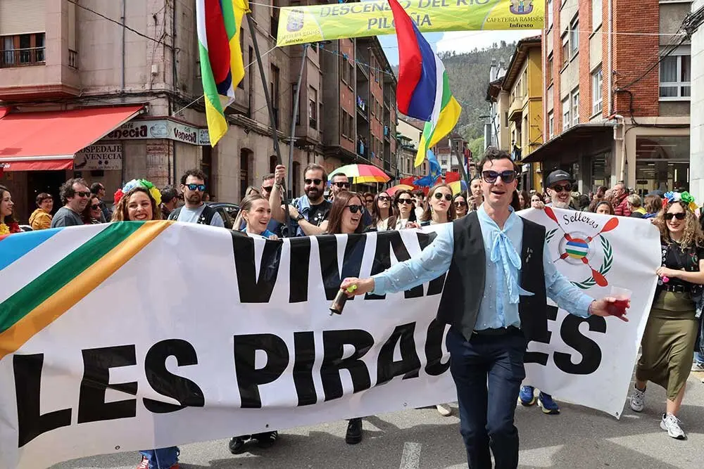 desfile-infiesto-descenso-pilona-051