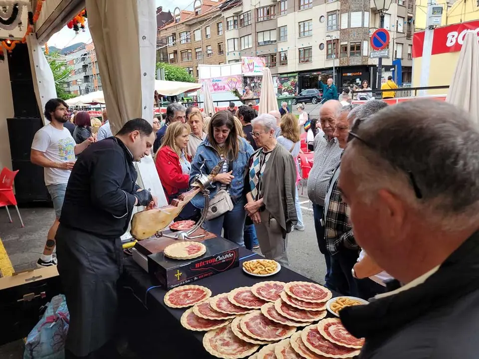feria-abril-infiesto-caballos-jamon-010