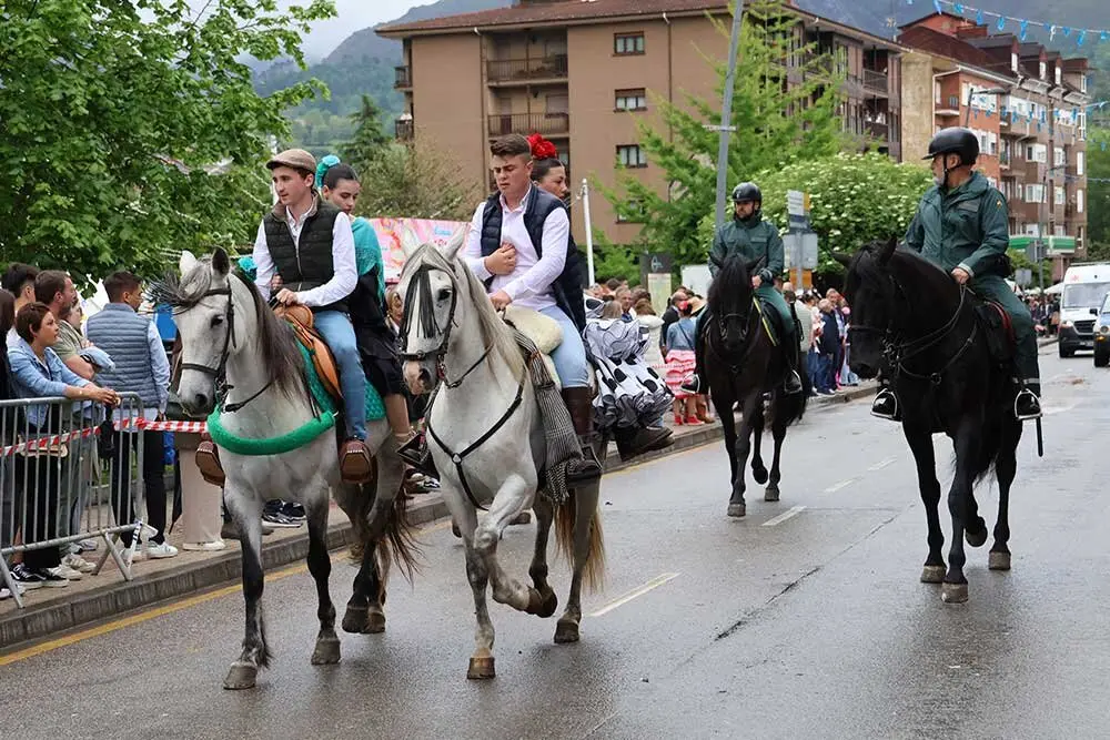 caballos-feria-abril-infiesto-2025-07