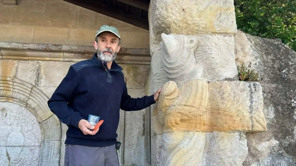 mano-oso-ribadesella