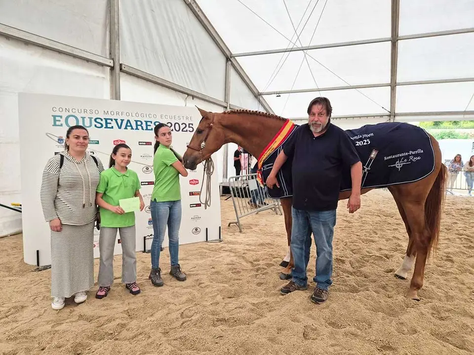 campeona-campeones-joven-muneca-jmg-jesus-gonzalez