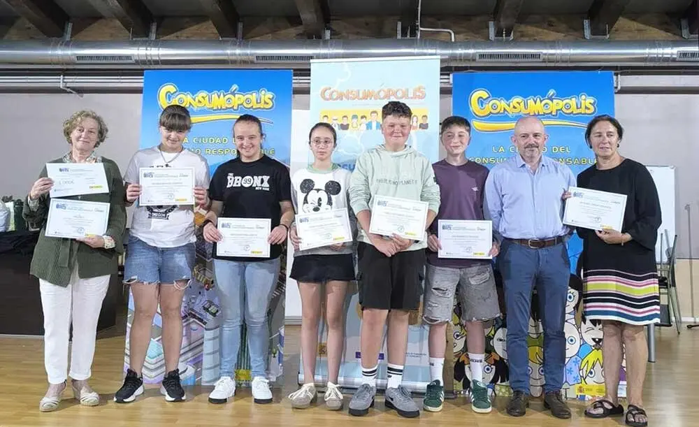 2025_06_17-DG-Consumo-premios-consumopolis-infiesto-(1)