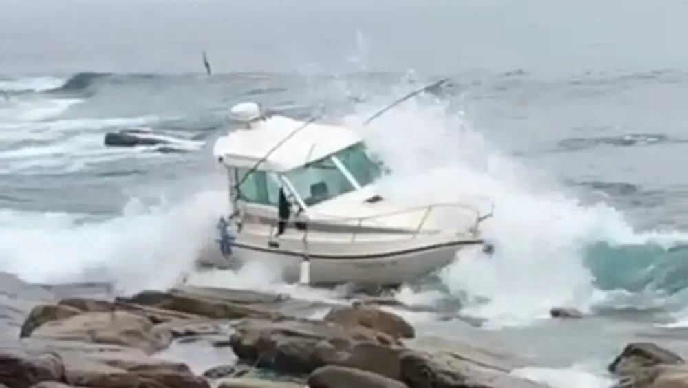 naufragio-embarcacion-lastres